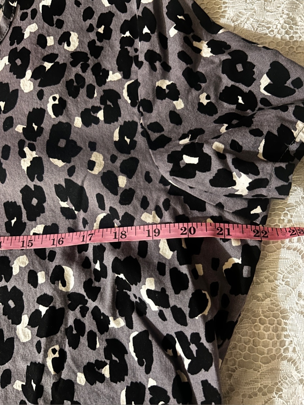 Scrubstar  Leopard Print Short Sleeve Scrub top - Picture 5 of 7